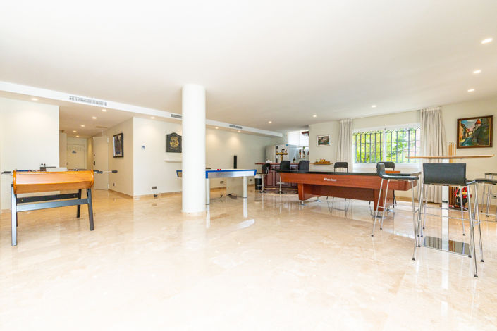 Image No.28-5 Bed Villa for sale