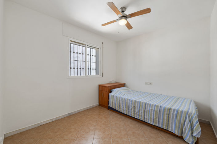 Image No.10-5 Bed Townhouse for sale