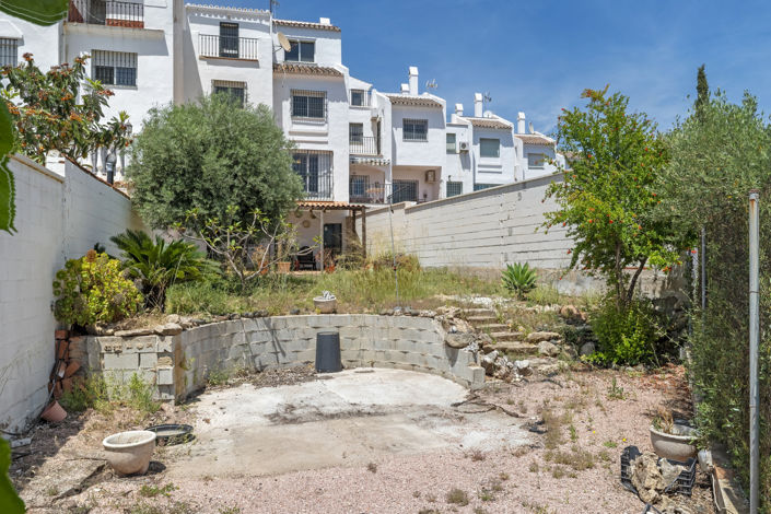 Image No.29-5 Bed Townhouse for sale
