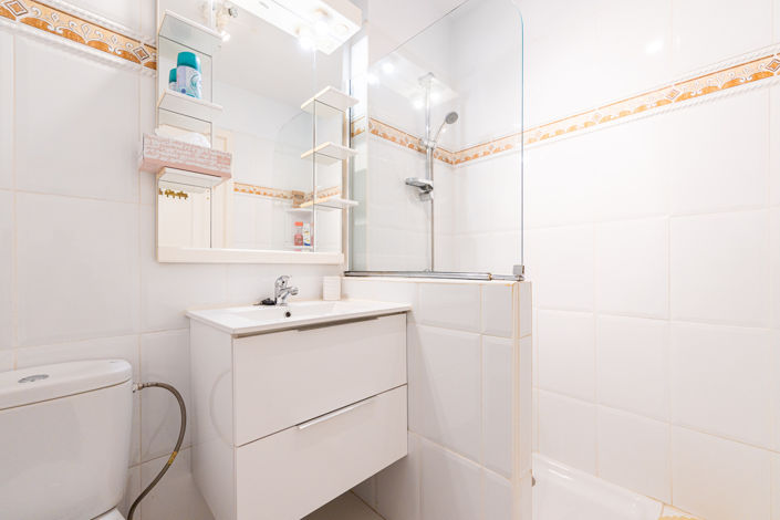 Image No.6-2 Bed Property for sale