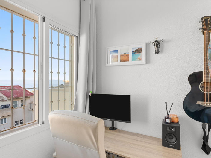 Image No.22-2 Bed Apartment for sale
