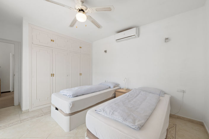 Image No.10-3 Bed Villa for sale
