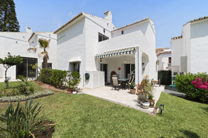 Image No.2-3 Bed Villa for sale
