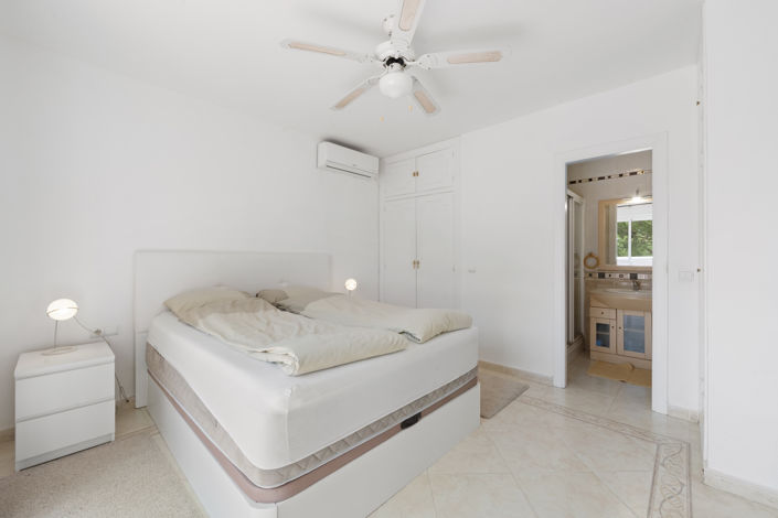 Image No.6-3 Bed Villa for sale