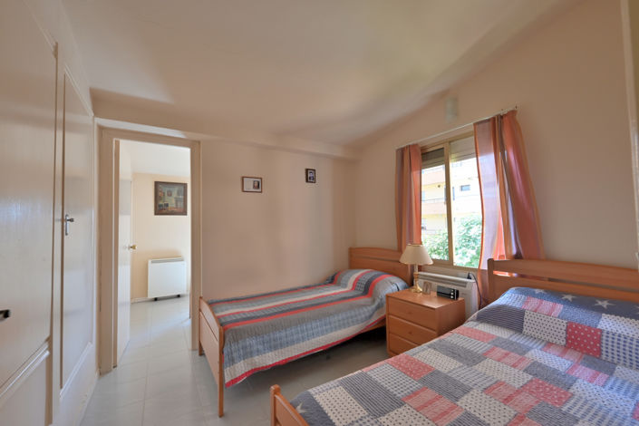 Image No.11-3 Bed Townhouse for sale