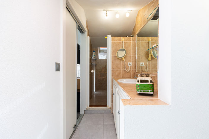 Image No.19-4 Bed Townhouse for sale