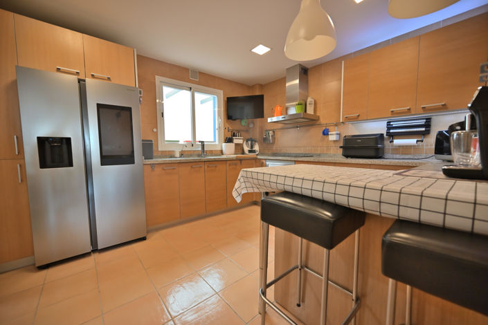 Image No.6-3 Bed Townhouse for sale