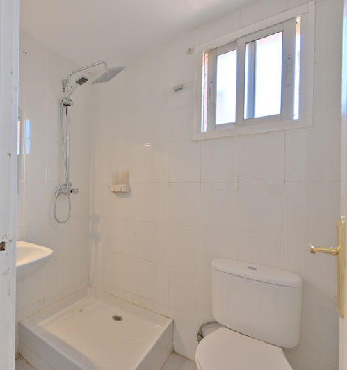 Image No.5-2 Bed Property for sale