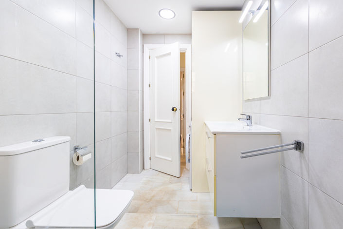 Image No.6-2 Bed Property for sale