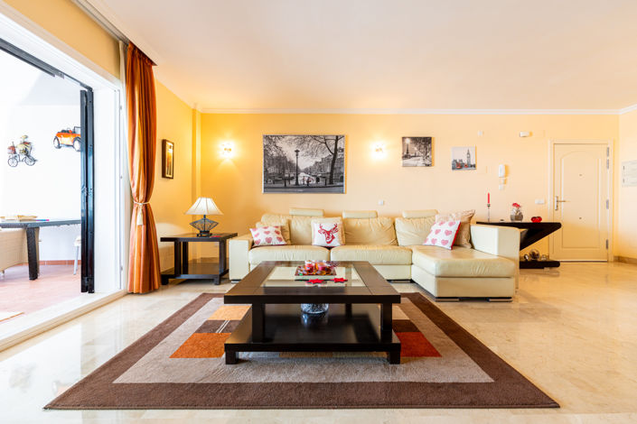 Image No.17-2 Bed Property for sale
