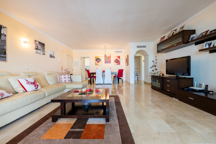 Image No.18-2 Bed Property for sale