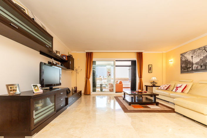 Image No.20-2 Bed Property for sale