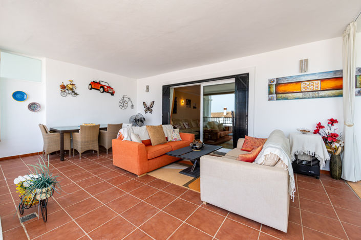 Image No.23-2 Bed Property for sale