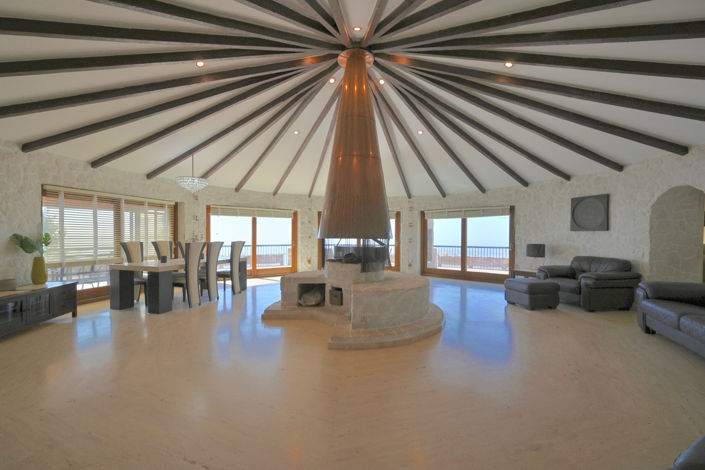 Image No.2-6 Bed Villa for sale