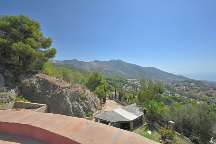 Image No.32-6 Bed Villa for sale