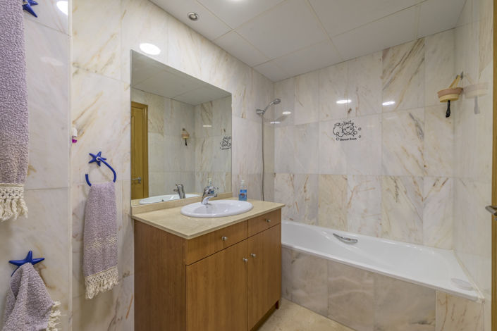 Image No.11-3 Bed Apartment for sale
