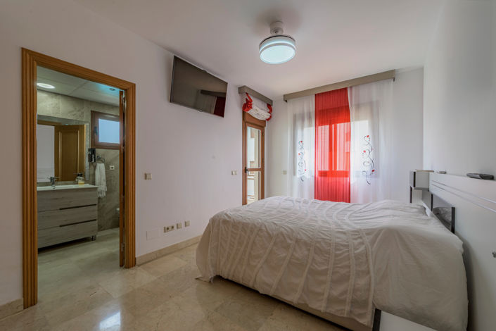 Image No.4-3 Bed Apartment for sale