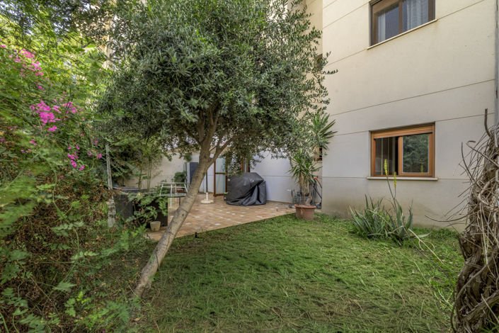 Image No.18-2 Bed Property for sale