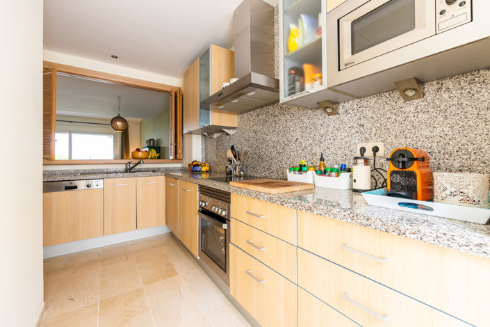 Image No.20-3 Bed Townhouse for sale