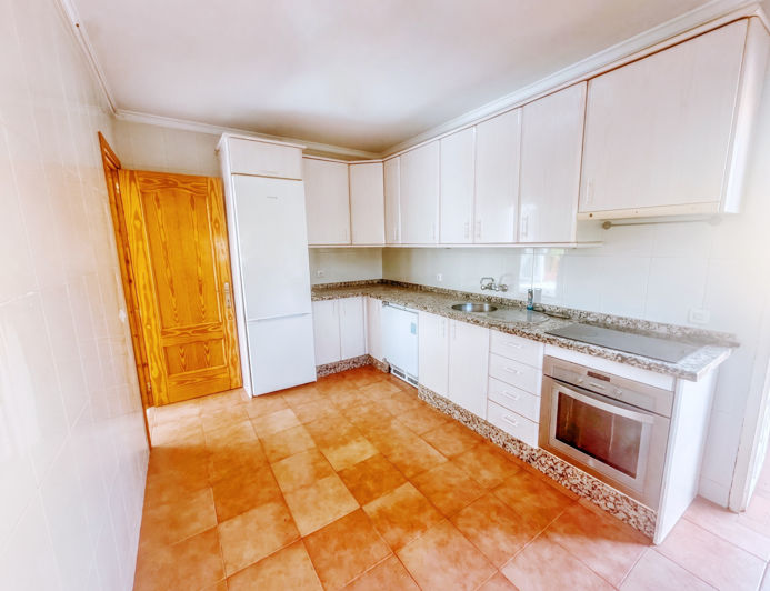 Image No.10-4 Bed Villa for sale