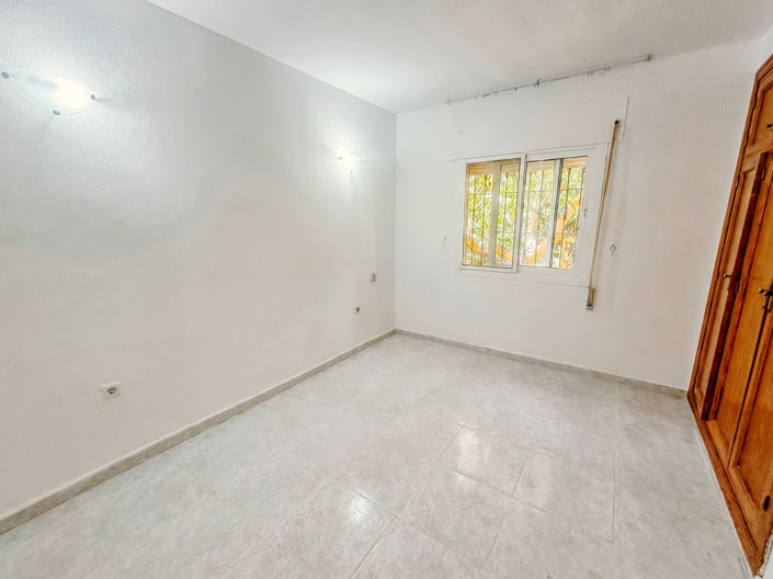 Image No.14-4 Bed Villa for sale