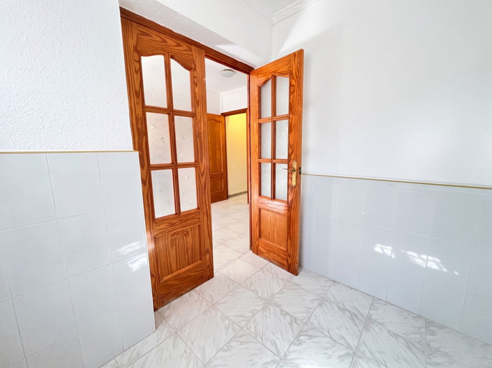 Image No.29-4 Bed Villa for sale