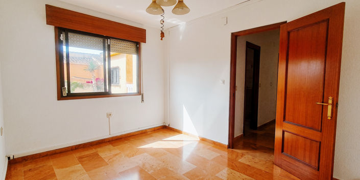 Image No.11-6 Bed Villa for sale