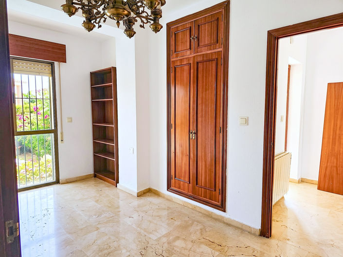 Image No.9-Villa de 6 chambres à vendre à Benalmadena