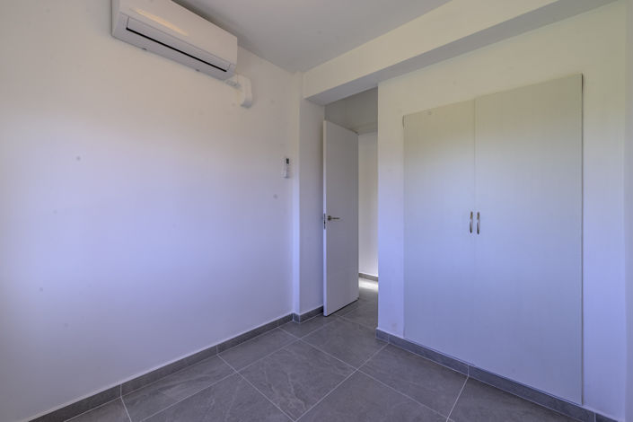 Image No.17-3 Bed Apartment for sale