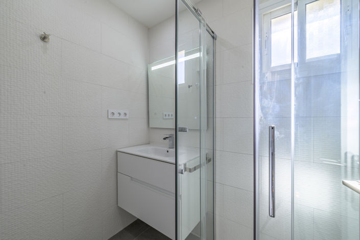 Image No.18-3 Bed Apartment for sale