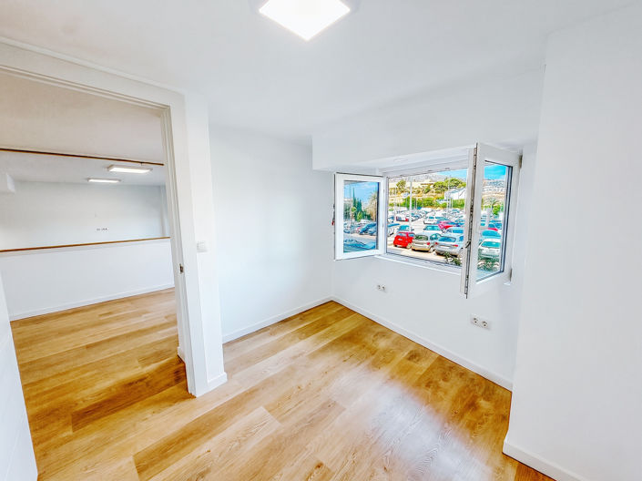 Image No.7-3 Bed Apartment for sale