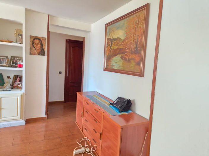 Image No.3-3 Bed Apartment for sale