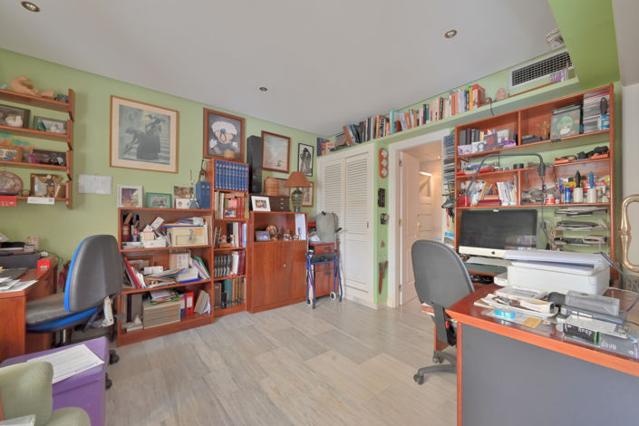 Image No.16-3 Bed Apartment for sale