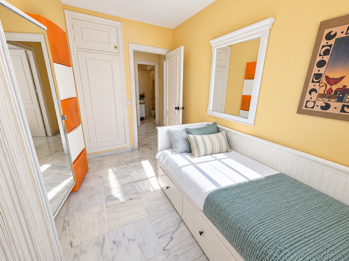 Image No.11-3 Bed Townhouse for sale