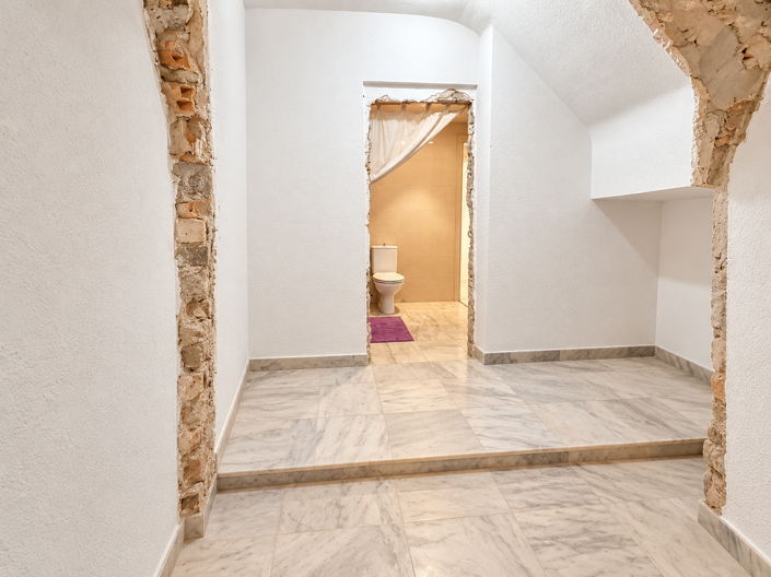 Image No.15-3 Bed Townhouse for sale