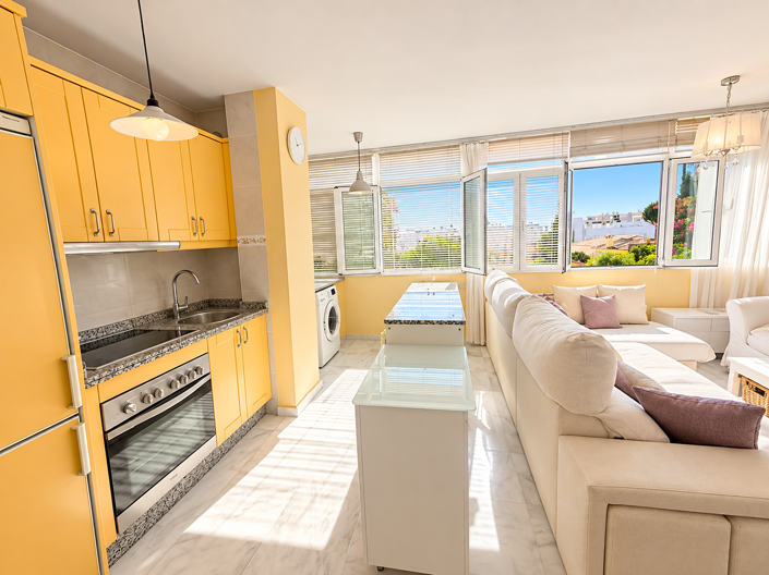 Image No.2-3 Bed Townhouse for sale