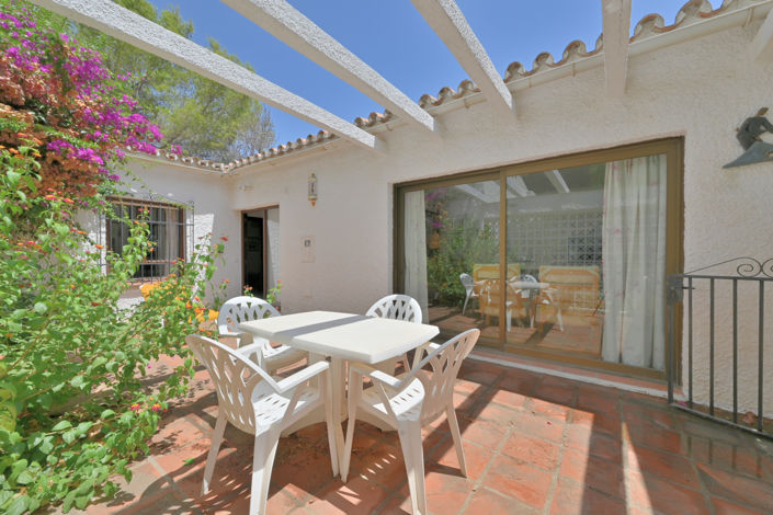 Image No.13-2 Bed Townhouse for sale