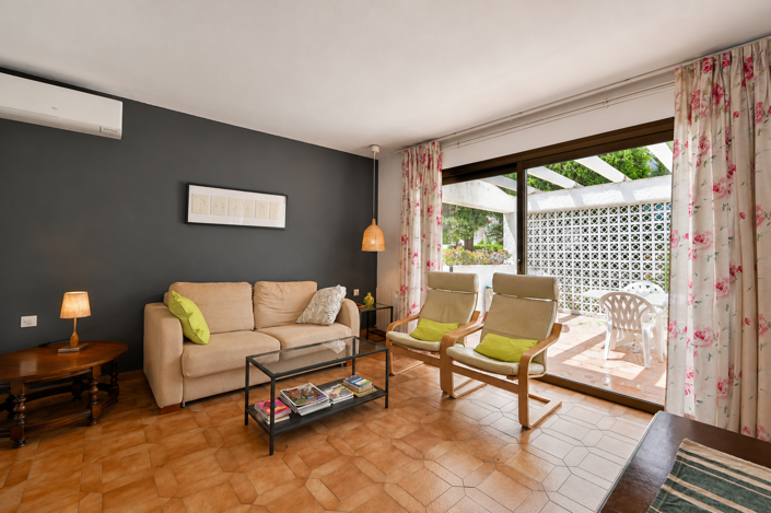 Image No.17-2 Bed Townhouse for sale
