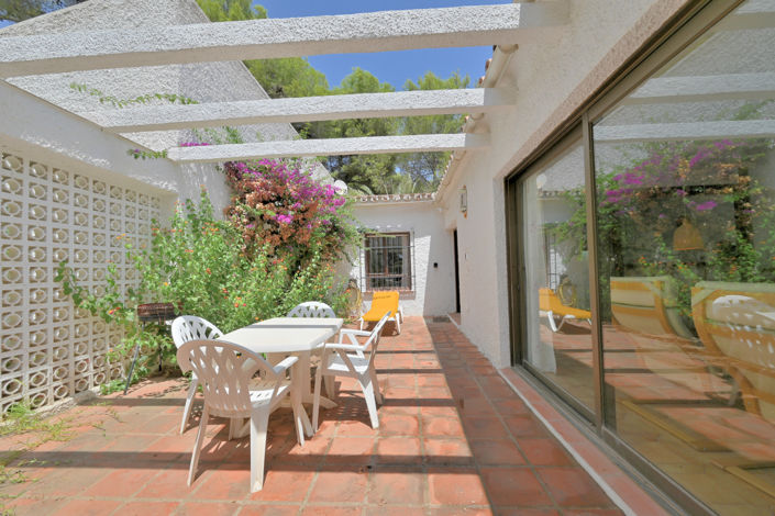 Image No.21-2 Bed Townhouse for sale