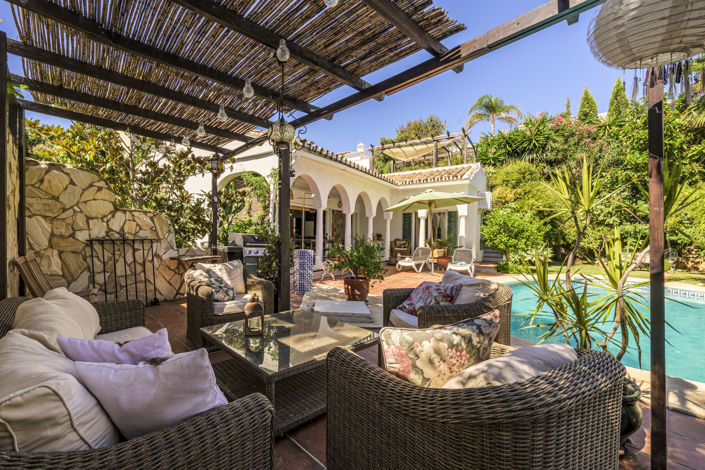 Image No.2-3 Bed Villa for sale