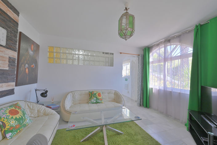 Image No.3-2 Bed Property for sale