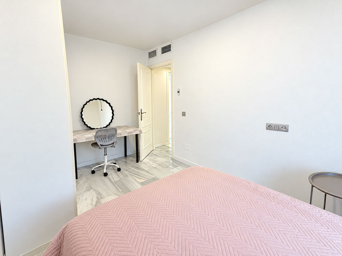 Image No.15-4 Bed Apartment for sale
