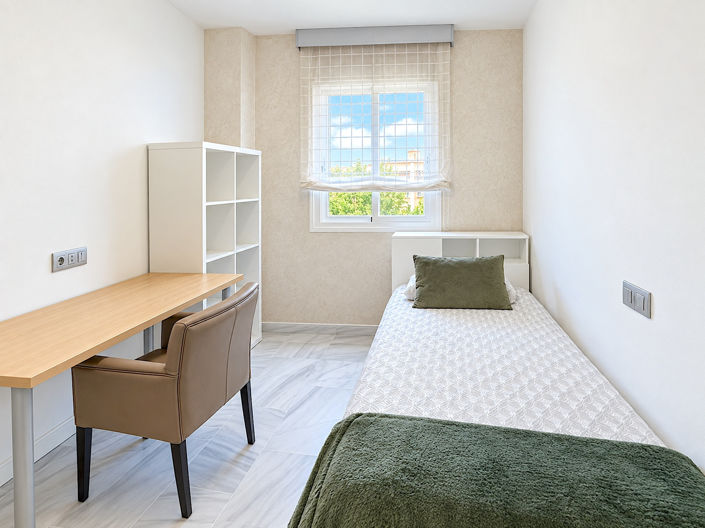 Image No.22-4 Bed Apartment for sale