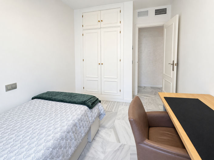 Image No.23-4 Bed Apartment for sale