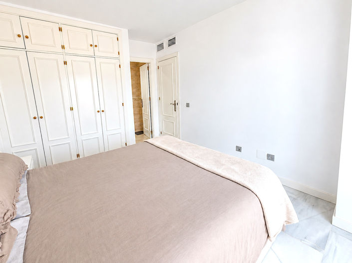 Image No.7-4 Bed Apartment for sale