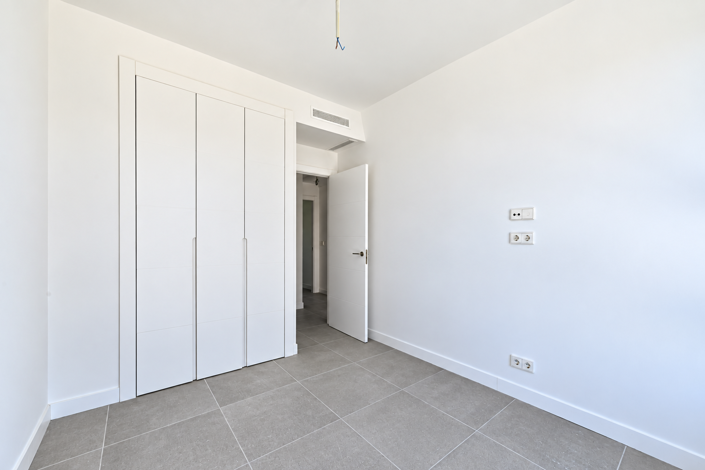 Image No.8-3 Bed Apartment for sale