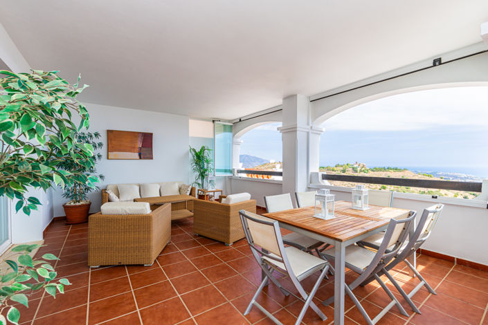 Image No.20-2 Bed Apartment for sale