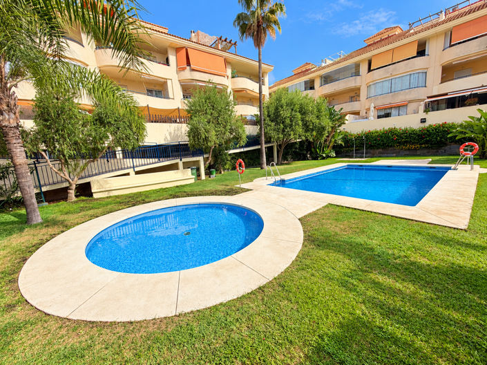 Image No.27-4 Bed Townhouse for sale