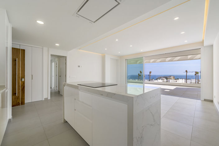 Image No.15-3 Bed Apartment for sale