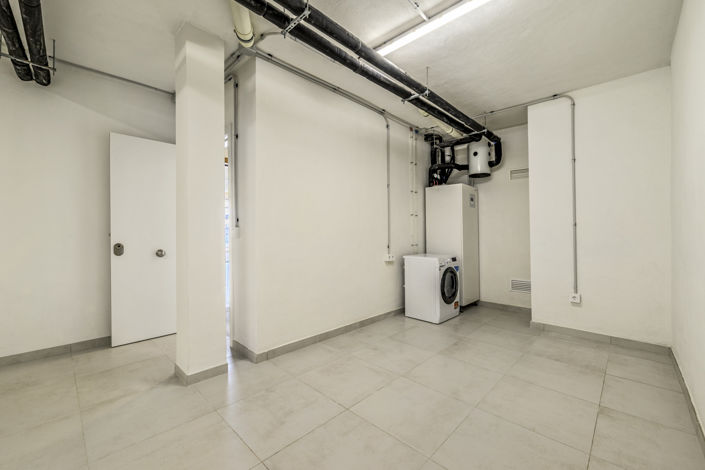 Image No.19-3 Bed Apartment for sale
